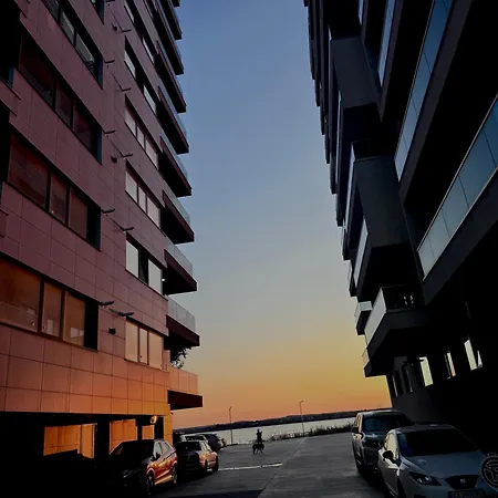 Astoria Blue - - Nord